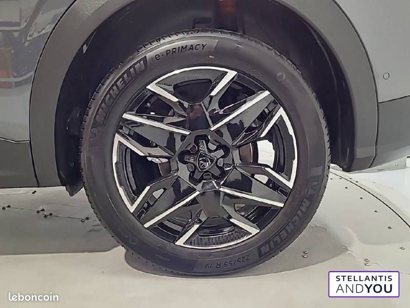 Peugeot 3008 Hybrid 136 e-DCS6 GT (image 16)