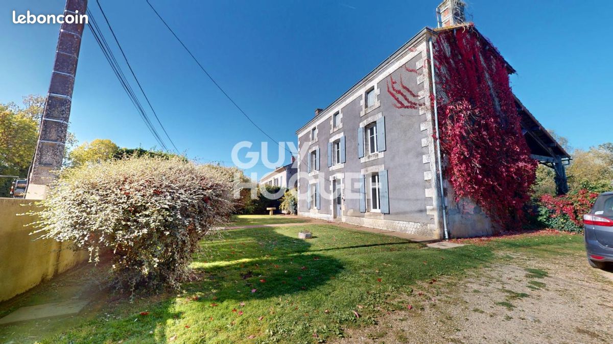 Maison 7 pièces 138 m² · à Nanteuil · 138 m² · 161 500 €