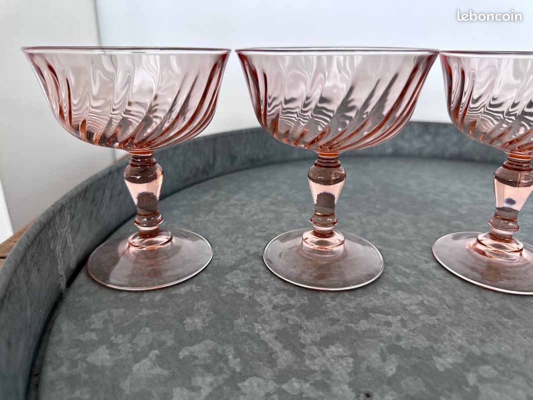 Ensemble de 10 verres dépareillés à champagne - 5 coupes et 5 Flutes à champagne en verre rosaline (image 5)