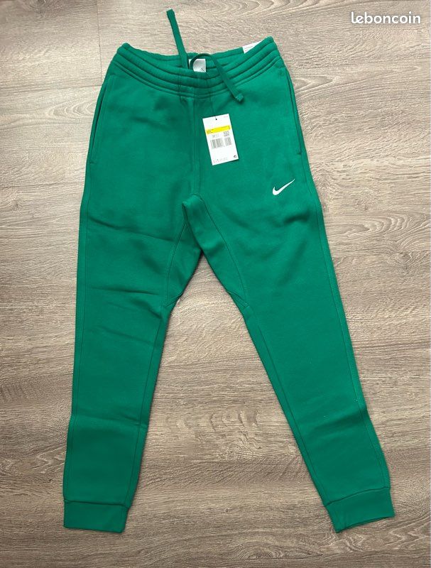 Bas de jogging Nike neuf (image 1)
