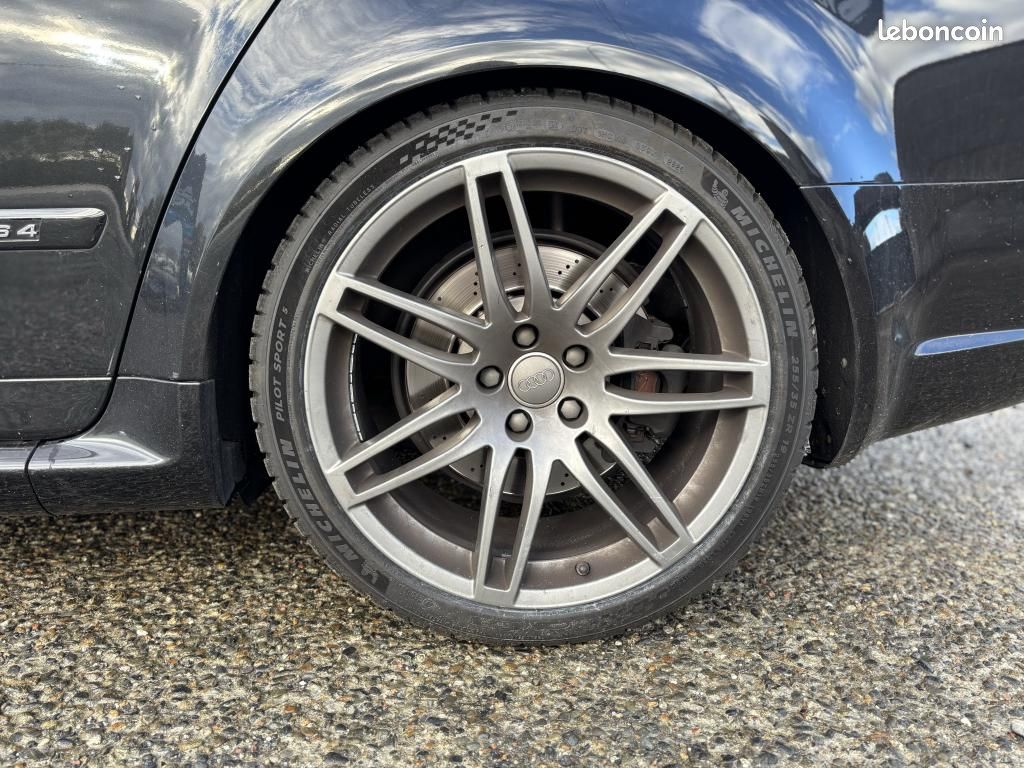 AUDI RS4 AVANT Quattro 4.2i V8 - 420ch - Origine France *ENTRETIEN COMPLET* GARANTIE 12 MOIS (image 10)