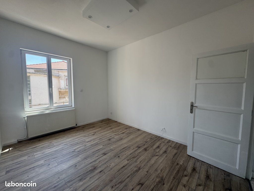 Appartement 2 pièces 47 m² · à Saint-Étienne · 47 m² · 500 €