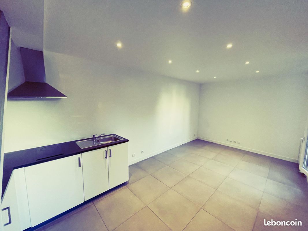 Appartement 2 pièces 36 m² · à Choisy-le-Roi · 36 m² · 950 €/mois