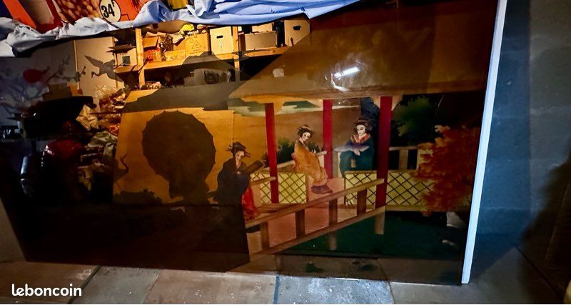 Miroir avec femmes Japonaises gravées à la main (image 1)
