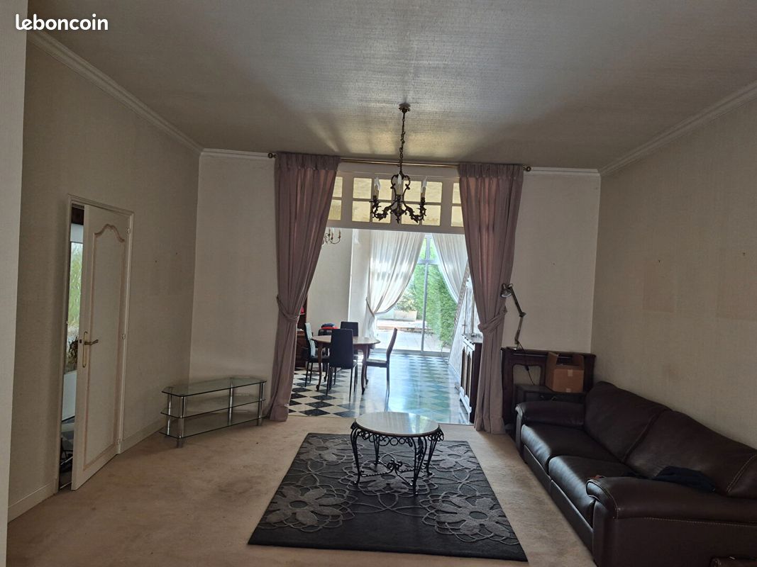 Maison 9 pièces 215 m² · à Denain · 215 m² · 139 800 €
