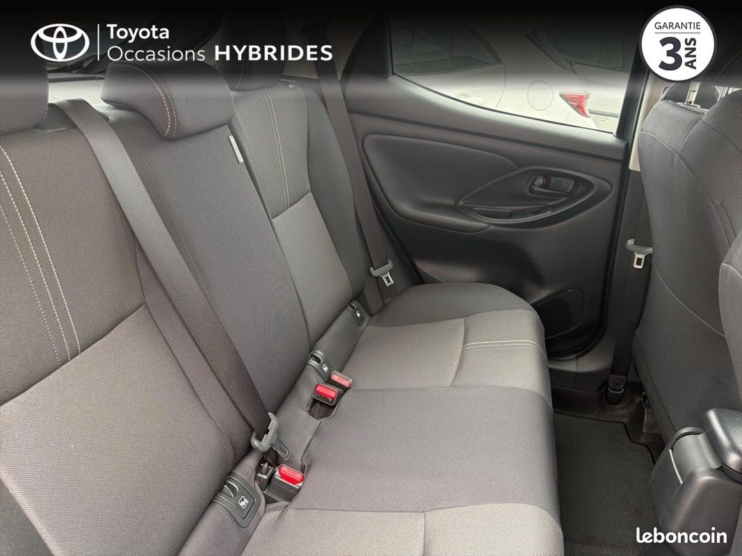 Toyota Yaris 116h Design 5p MY26 (image 7)