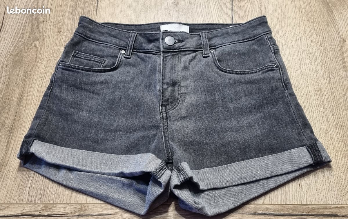 Vêtements fille H&M 14 ans lot ou à l'unité Vêtements