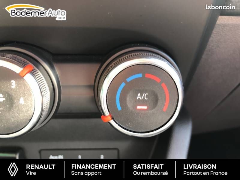 Renault Clio TCe 90 Equilibre (image 13)