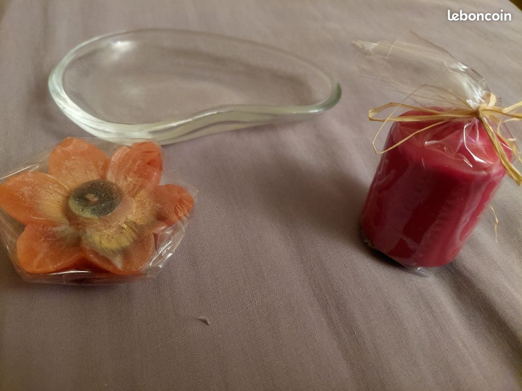 Pour un joli cadeau 2 mini bougies avec perles déco et coupelle (image 4)