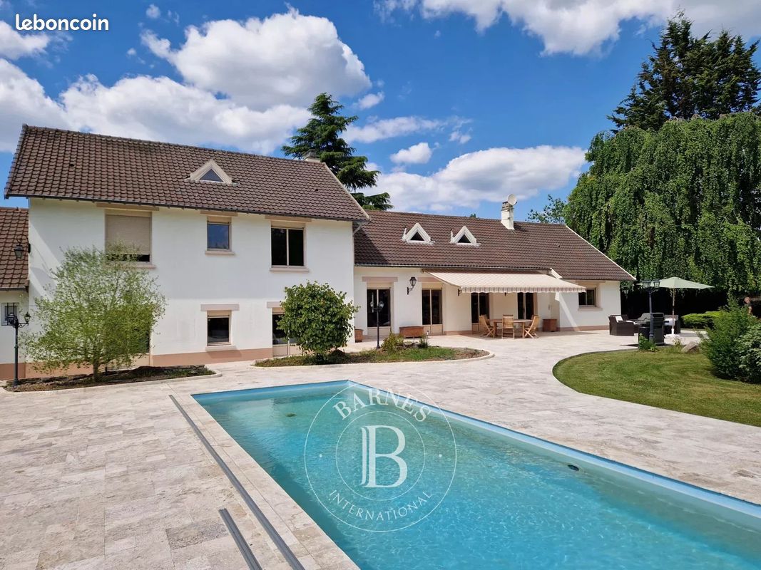 Maison 8 pièces 305 m² · à Auvers-sur-Oise · 305 m² · 995 000 €
