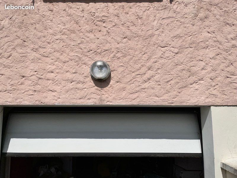 Porte garage sectionnelle 200x240 (image 1)