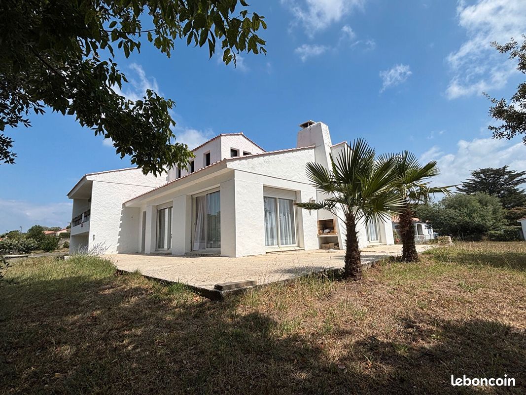 Maison 6 pièces 200 m² · à Soullans · 200 m² · 436 800 €
