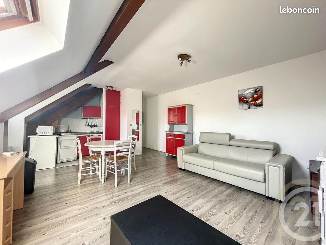 Appartement 1 pièce 31 m² · à Melun · 31 m² · 663 €/mois