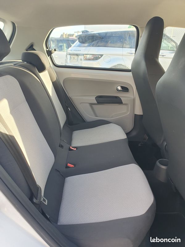 Seat Mii 1,0i/88000kms/Distribution neuve/Garantie et révisé /Réservation&Livraison Possible (image 9)
