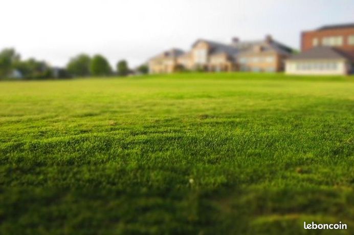 Terrain 585 m² Longeves