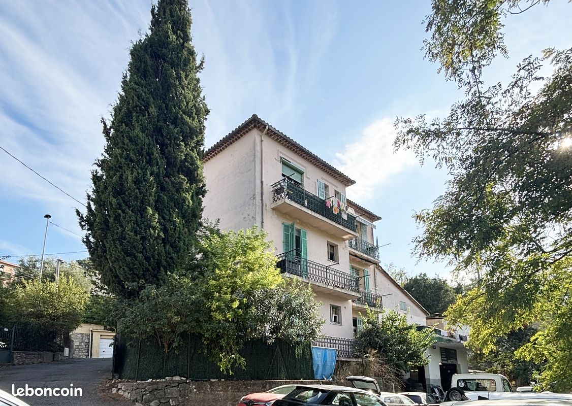 Immeuble 20 pièces 312 m² · à Grasse · 312 m² · 650 000 €