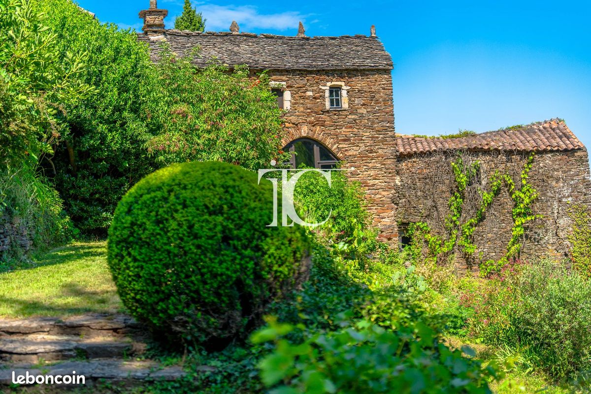 Maison 6 pièces 167 m² · à Malbosc · 167 m² · 320 000 €