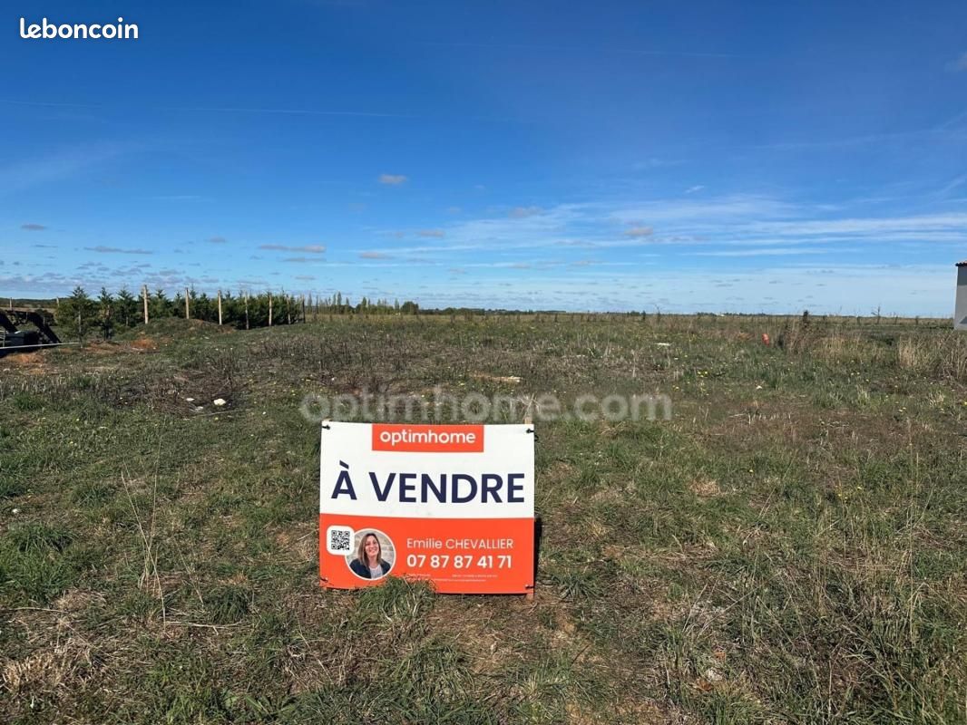 Terrain 562 m² Saint Jean De Beugne · à Saint-Jean-d'Hermine · 27 500 €