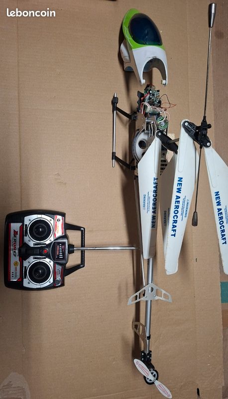 Hélice d'hélicoptère télécommandé pour Fly Wing FW200, accessoires d'hélicoptère RC de haute dureté, lame de rechange en plastique avec une bonne Hélice d'hélicoptère télécommandé pour Fly Wing FW200, accessoires d'hélicoptère RC de haute dureté, lame de rechange en plastique avec une bonne