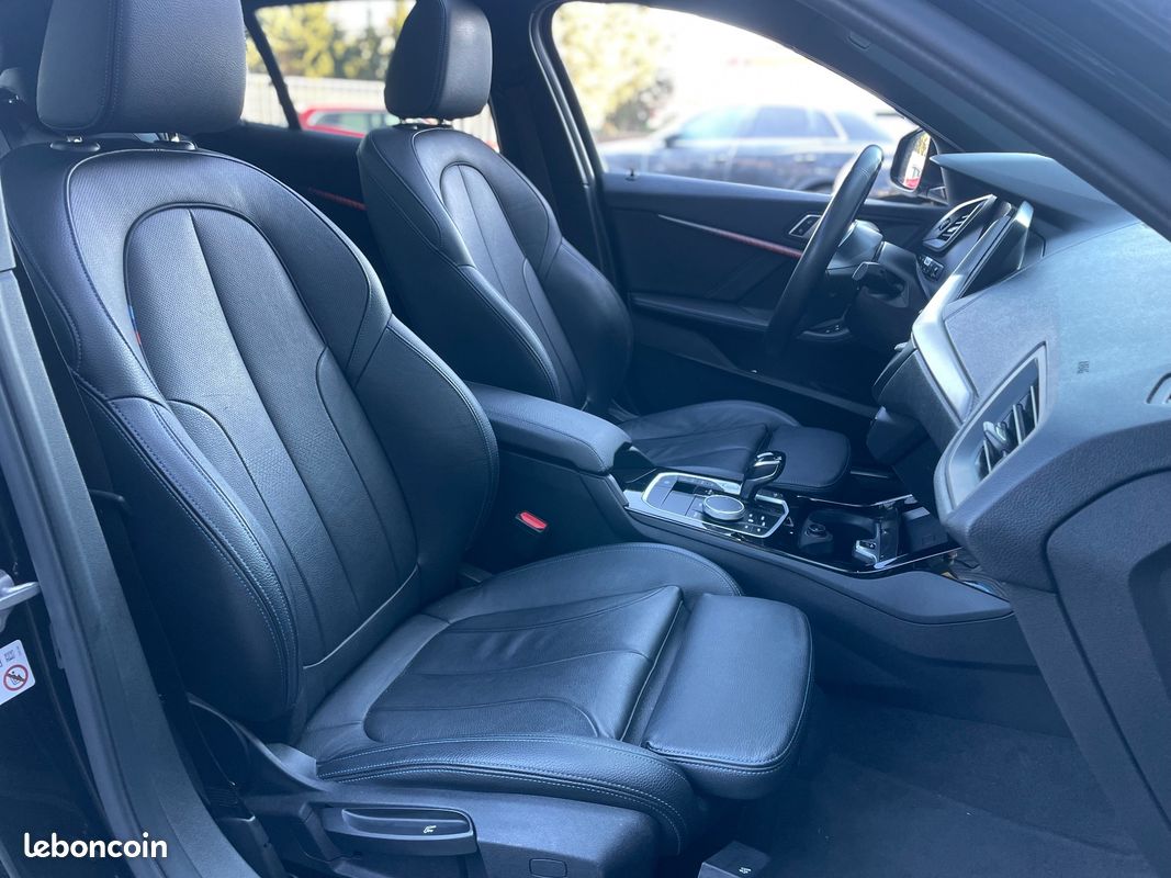BMW SERIE 1 1.5 118I (F40) 136CH M SPORT TOIT OUVRANT CARPLAY SUIVI BMw (image 25)