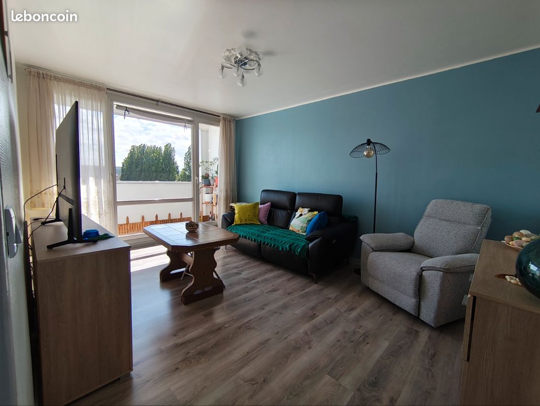 Appartement 3 pièces 60 m² · à Poissy · 60 m² · 209 000 €