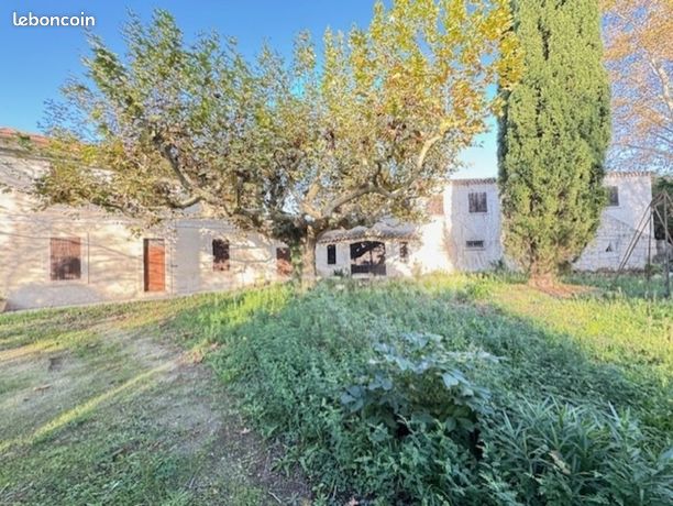 Maison 10 pièces 181 m²