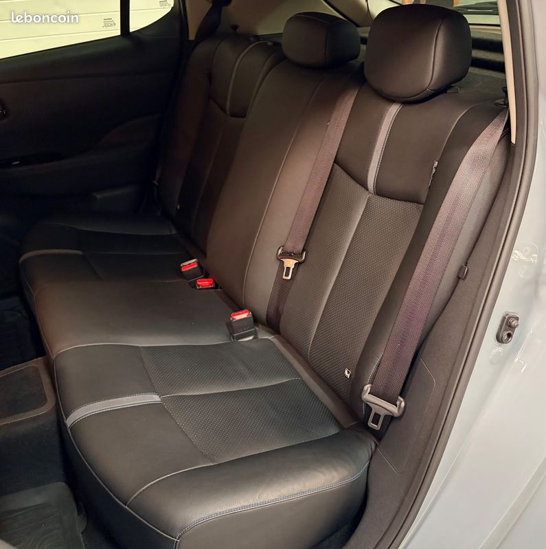 Nissan leaf electric 215 ch 62kwh tekna bva fixation porte velo + full entretien nissan + pack roues hiver (image 16)