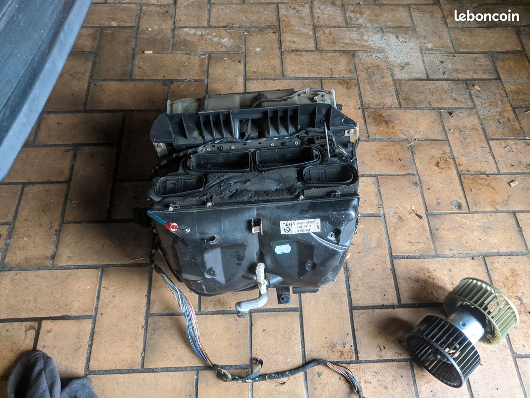 Boitier climatisation BMW E 36/39/46 /X3 (image 3)