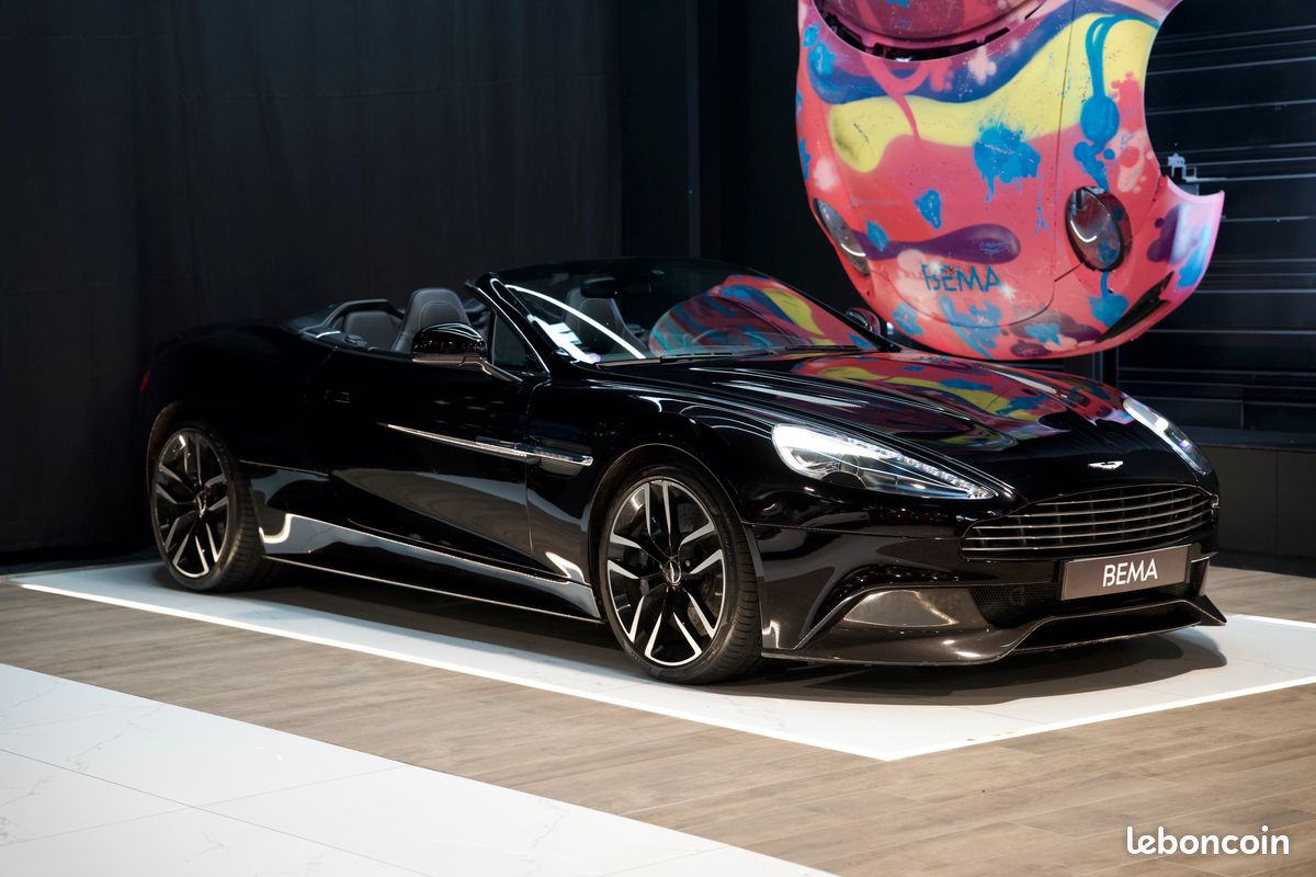 ASTON MARTIN VANQUISH II VOLANTE V12 6.0 576cv | Origine France | Bang & Olufsen | Freinage céramique | Onyx Black | À partir de 2135/mois (image 1)