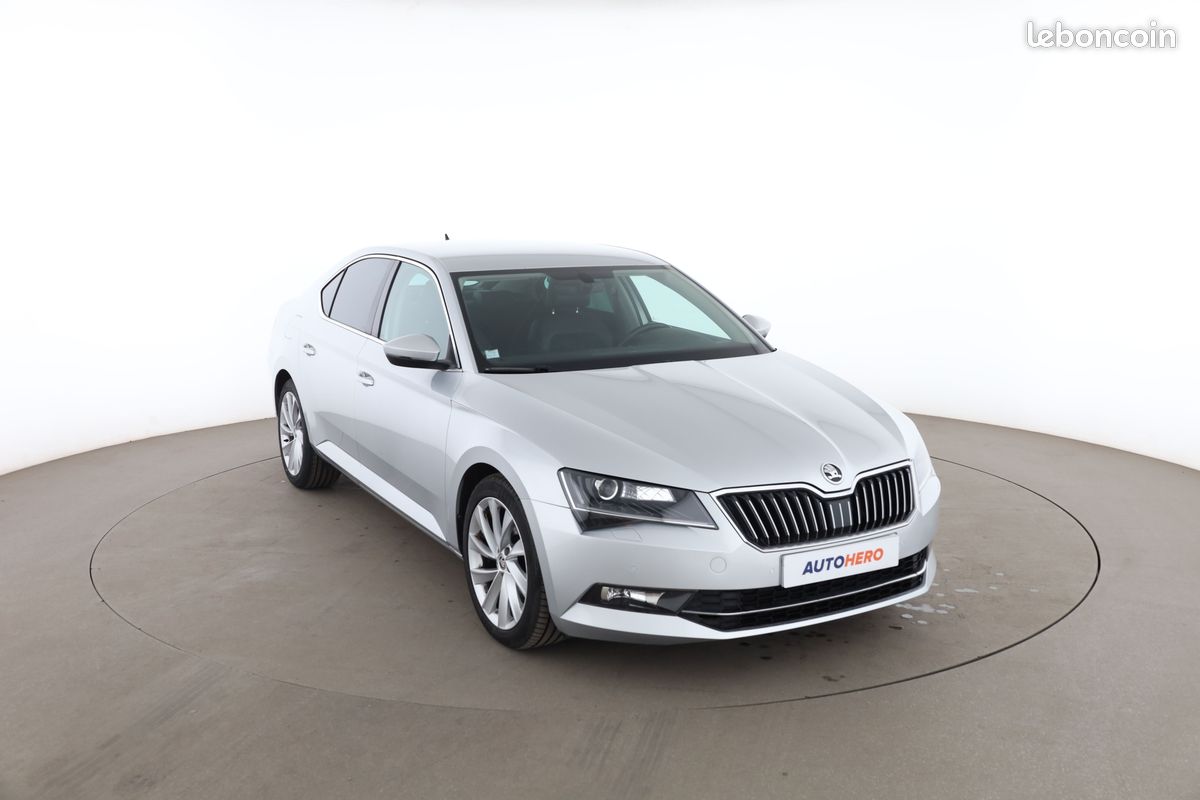 Skoda Superb 2.0 TDI Style DSG 150 ch (image 4)