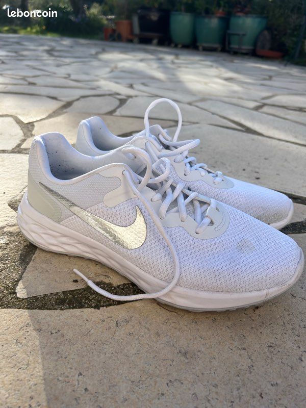 Baskets femme running Nike 42 Chaussures