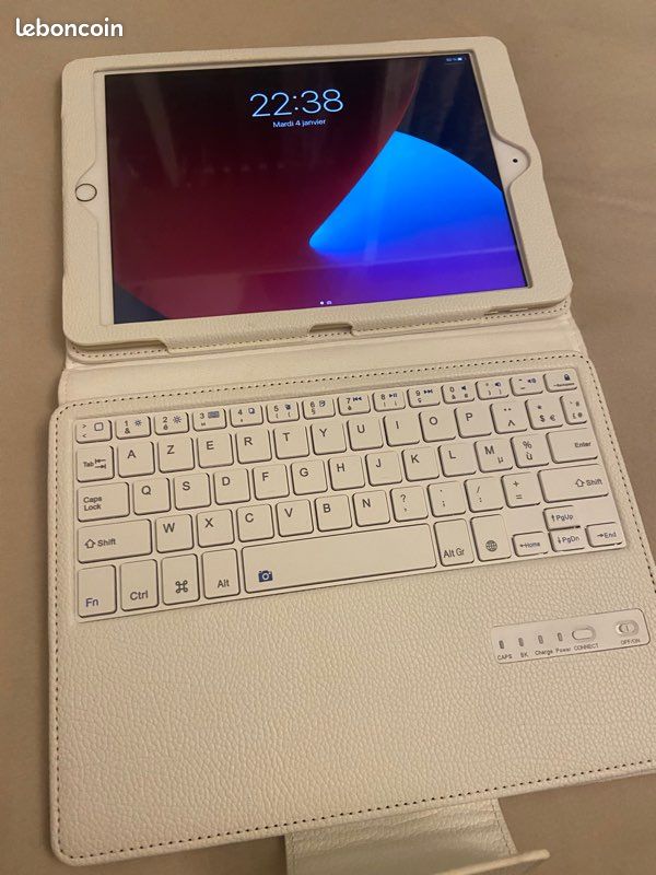 Ipad or et clavier parfait état (image 1)