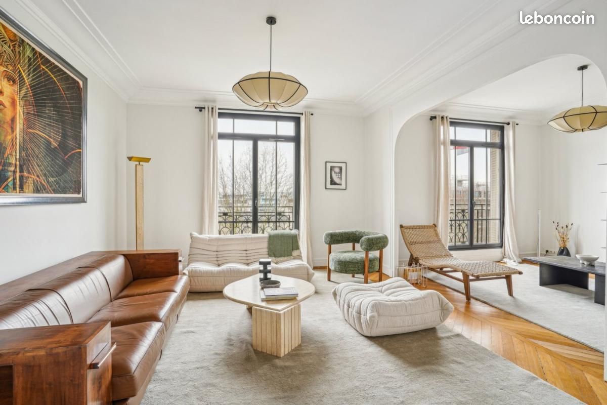 Appartement 7 pièces 219 m² · à Neuilly-sur-Seine · 219 m² · 3 140 000 €