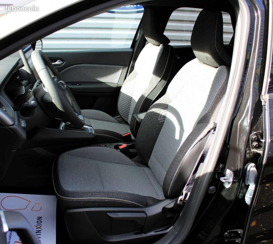 Renault Captur 1.6 e-TECH FULL HYBRID 145 CH TECHNO (image 5)