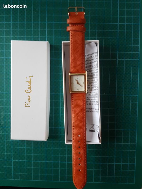 Pierre Cardin Hommes Analogique Quartz Montre avec Bracelet en Cuir PC902151F01
