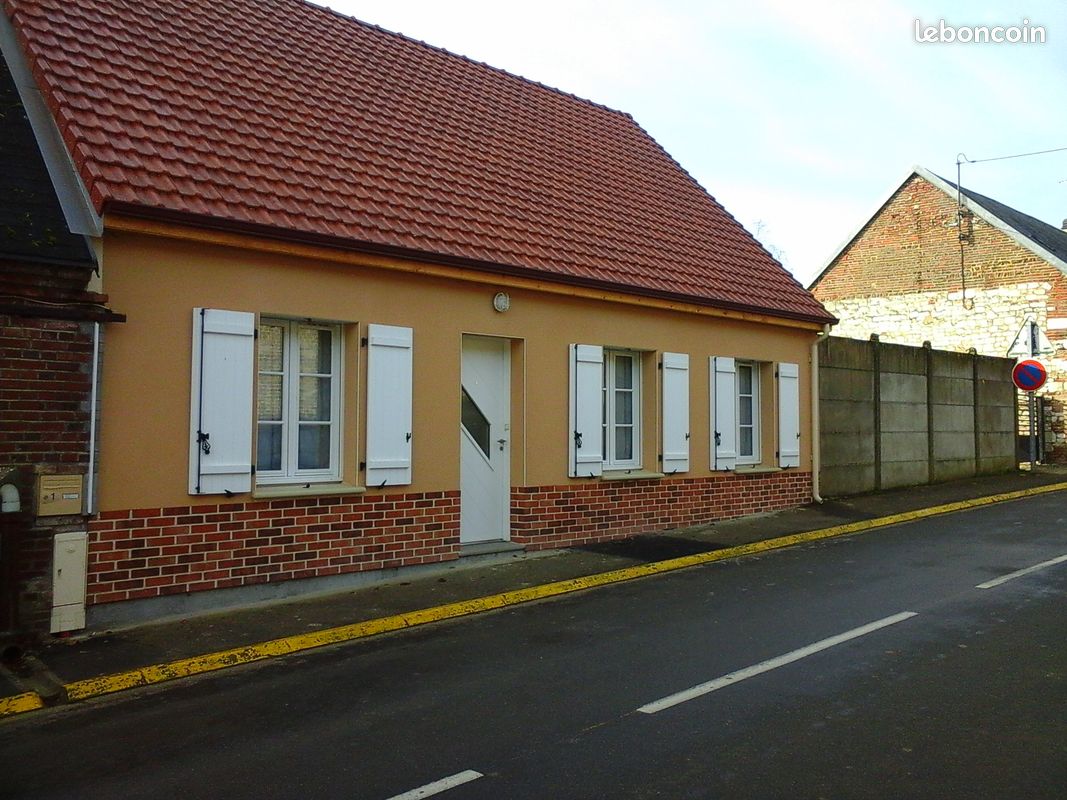 Maison 6 pièces 94 m² · à Davenescourt · 94 m² · 800 €
