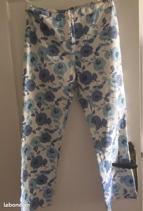 Pantalon à fleur (image 1)