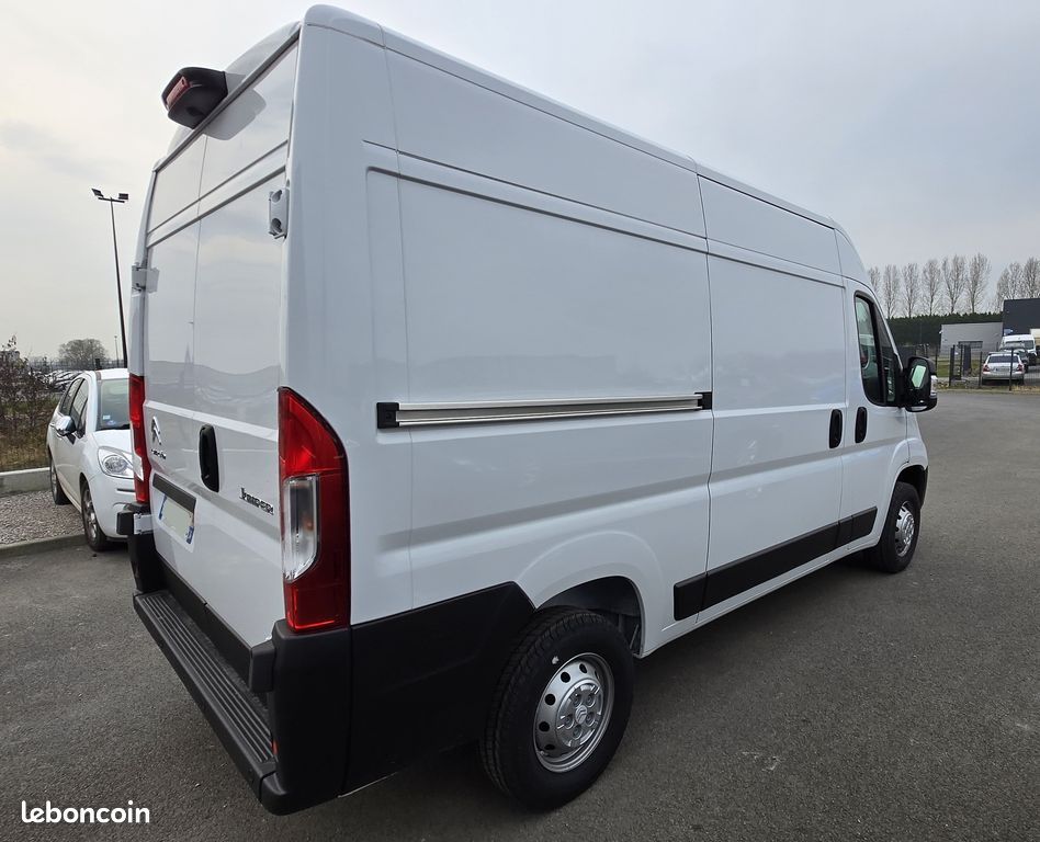 CITROEN JUMPER III Fourgon Tolé 30 L2H2 120 S&S BVM6 (image 2)