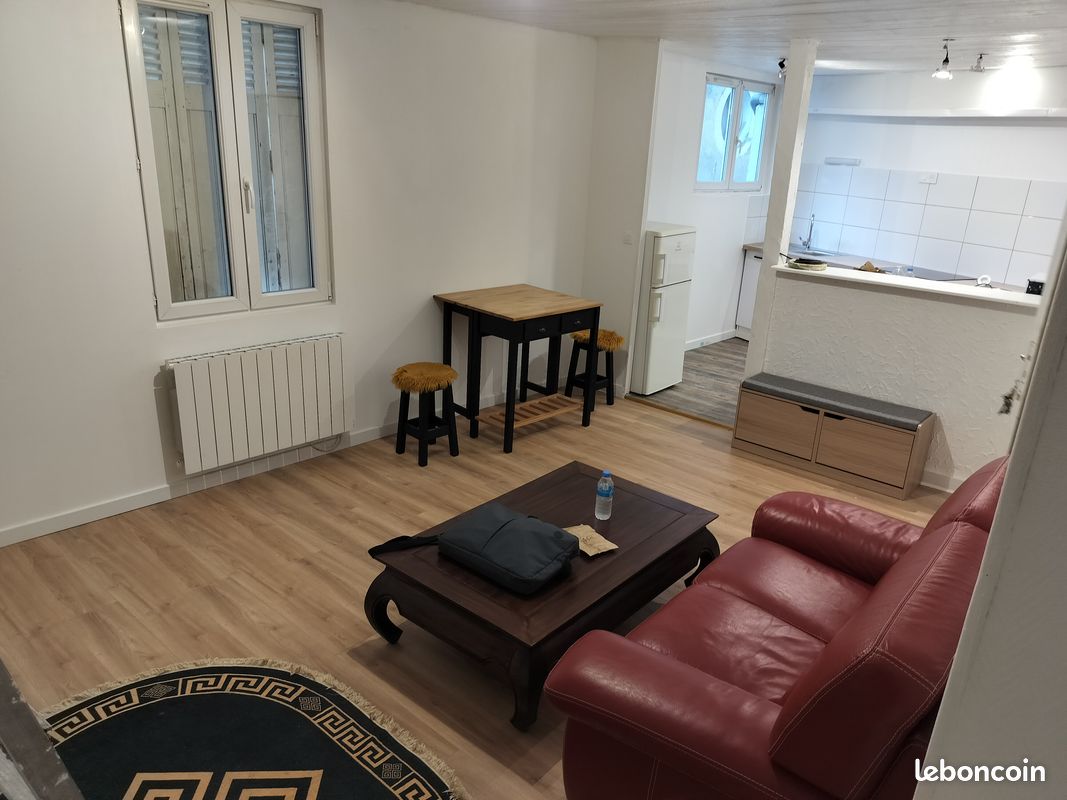 Appartement 5 pièces 50 m² · à Poitiers · 50 m² · 650 €
