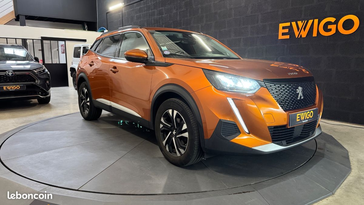 PEUGEOT 2008 GENERATION-I 1.2 PURETECH 130ch ALLURE START-STOP - ATTELAGE - CARPLAY (image 1)