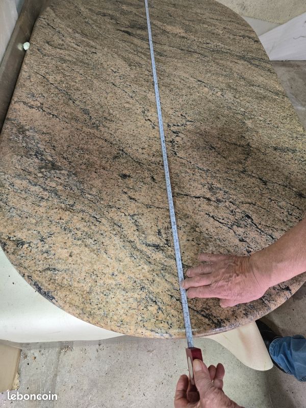 Table de salon en granit (image 5)