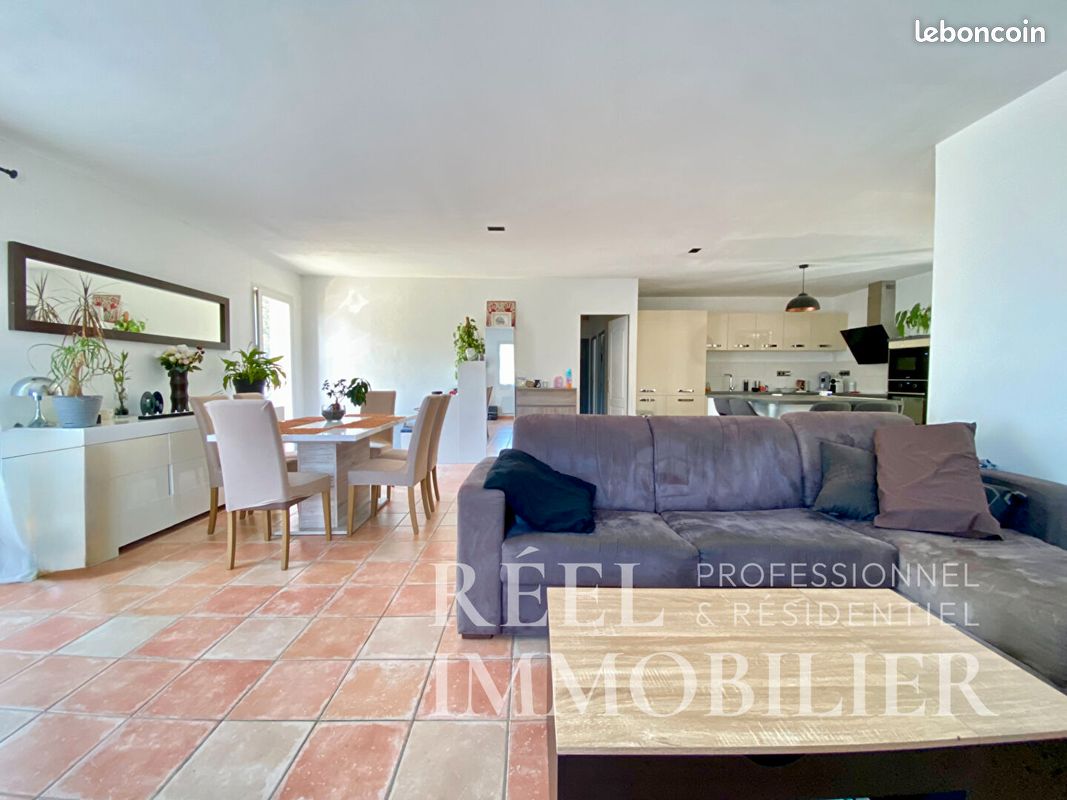 Maison 5 pièces 104 m² · à L'Isle-Jourdain · 104 m² · 254 000 €