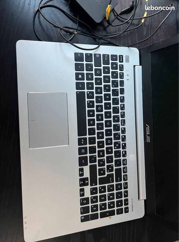 Ordinateur asus i7 8go de ram 1to stockage HS (image 1)