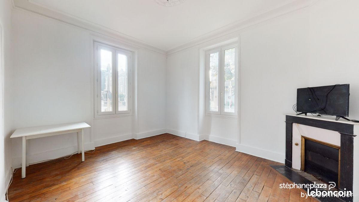 Studio 1 pièce 31 m² - Brive-la-Gaillarde 19100 (image principale 0)