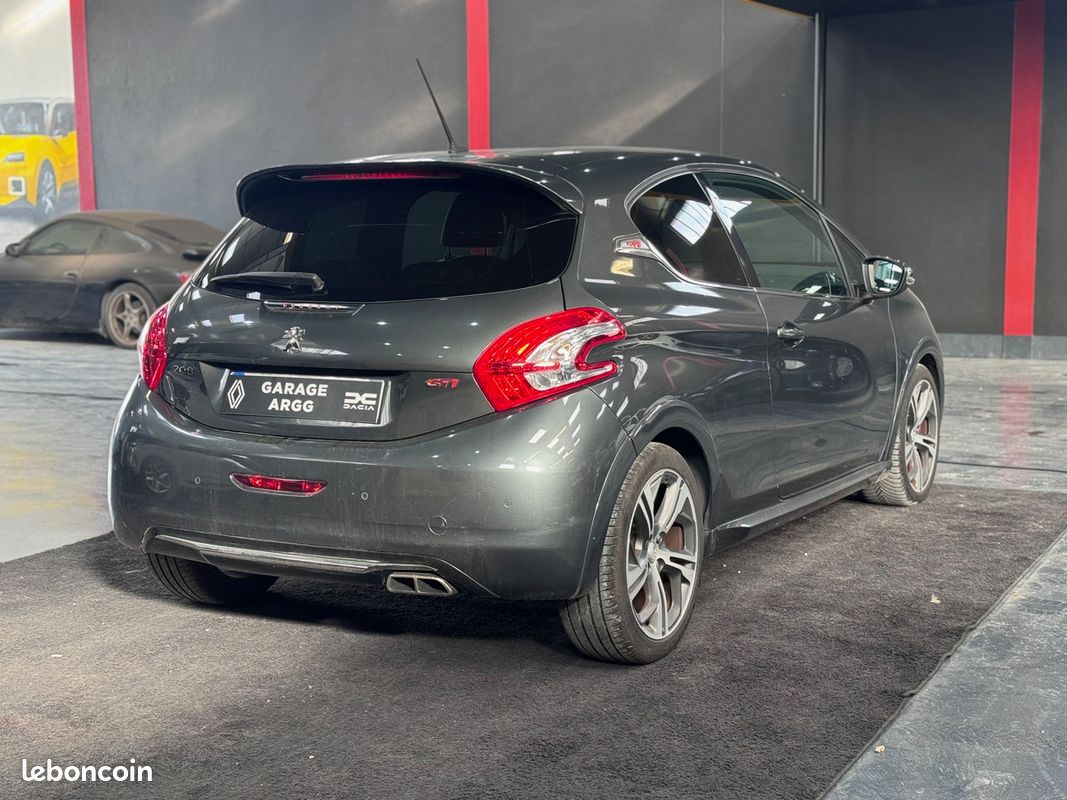 Peugeot 208 1.6 THP 200CH GTI GARATIE 1 AN entretien complet bon etat CT OK (image 4)