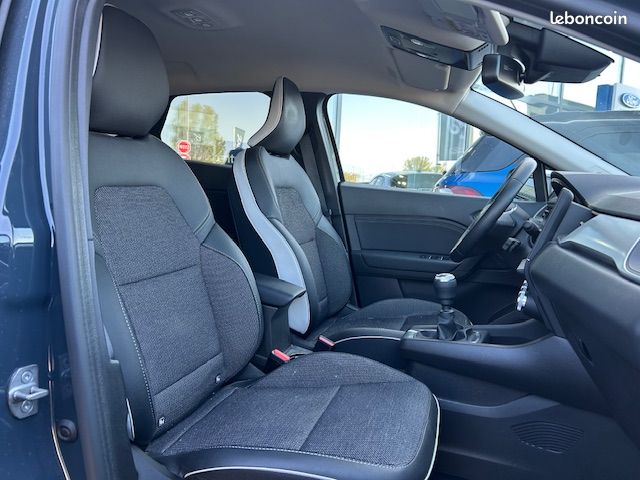 Renault Captur 1.0 TCe 90ch Techno (image 3)