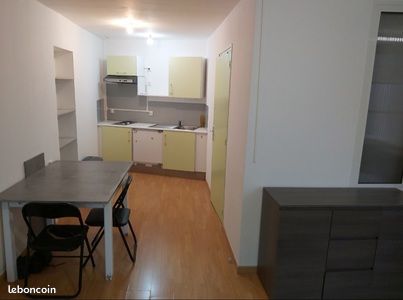 Appartement 1 pièce 28 m² · à Valenciennes · 28 m² · 450 €
