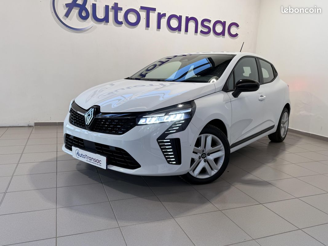 RENAULT Clio TCe 90 Evolution (image 1)