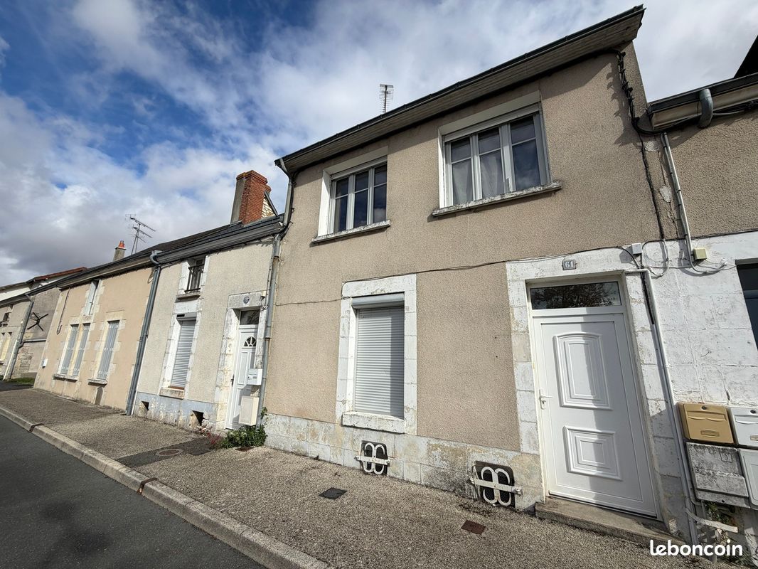 Maison 4 pièces 110 m² · à Issoudun · 110 m² · 107 000 €