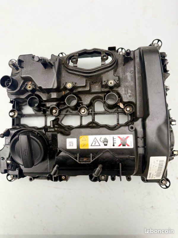 Cache-culbuteurs / couvre-culasse BMW B38 OEM d’origine (image 1)